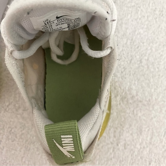 Toddlers Nike Air Max 270 Mini Nike White Crimson Yellow [DV2201-100] Sz 11C - Picture 5 of 7